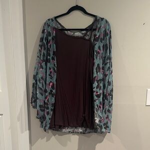 Chic Women's Cardigan Set - Leopard Pattern